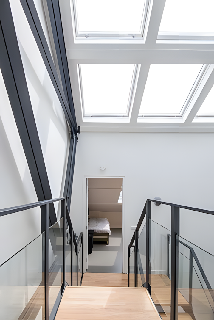 Katuseaken FAKRO FTU-V, VALGE