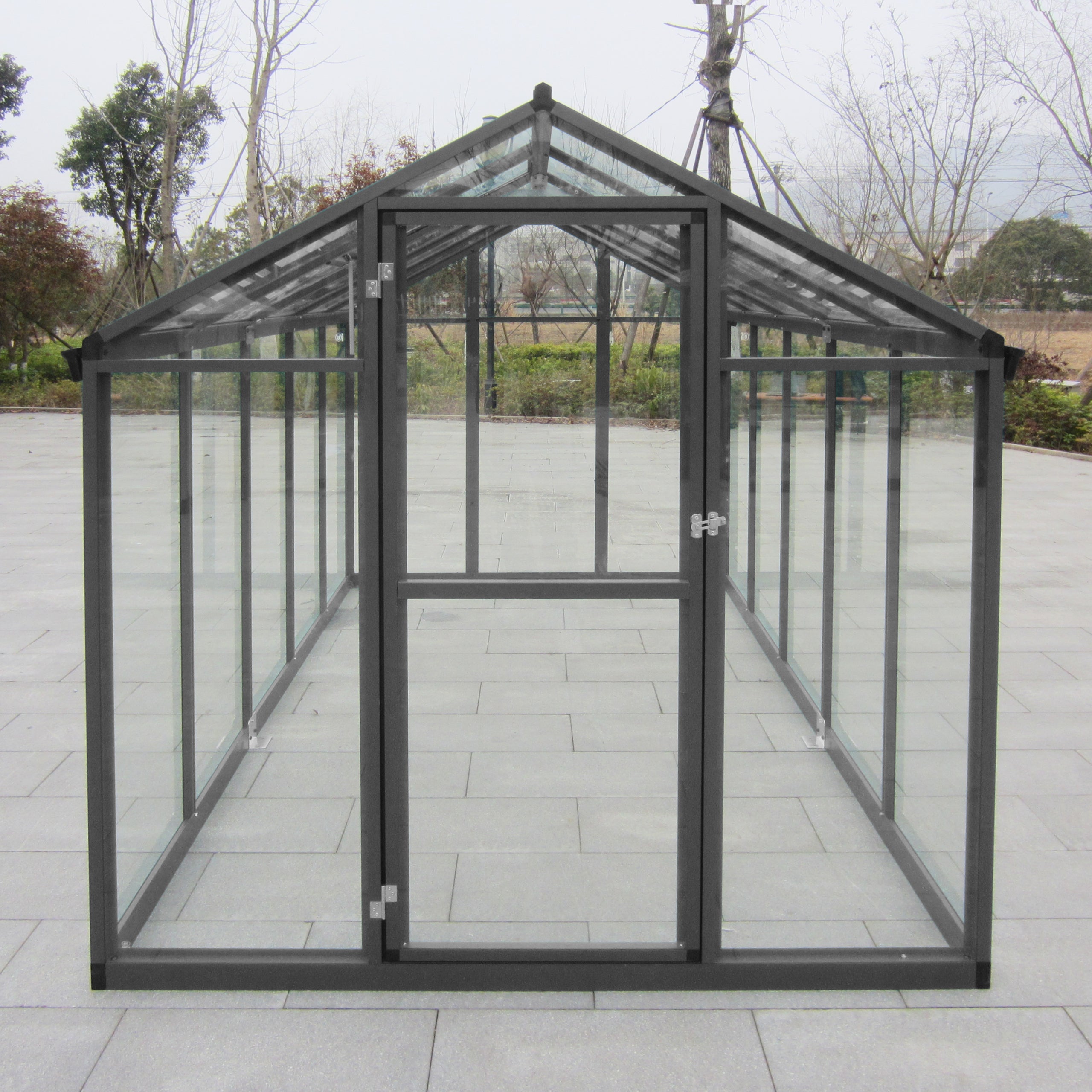 Klaaskasvuhoone 5,7m² Hall