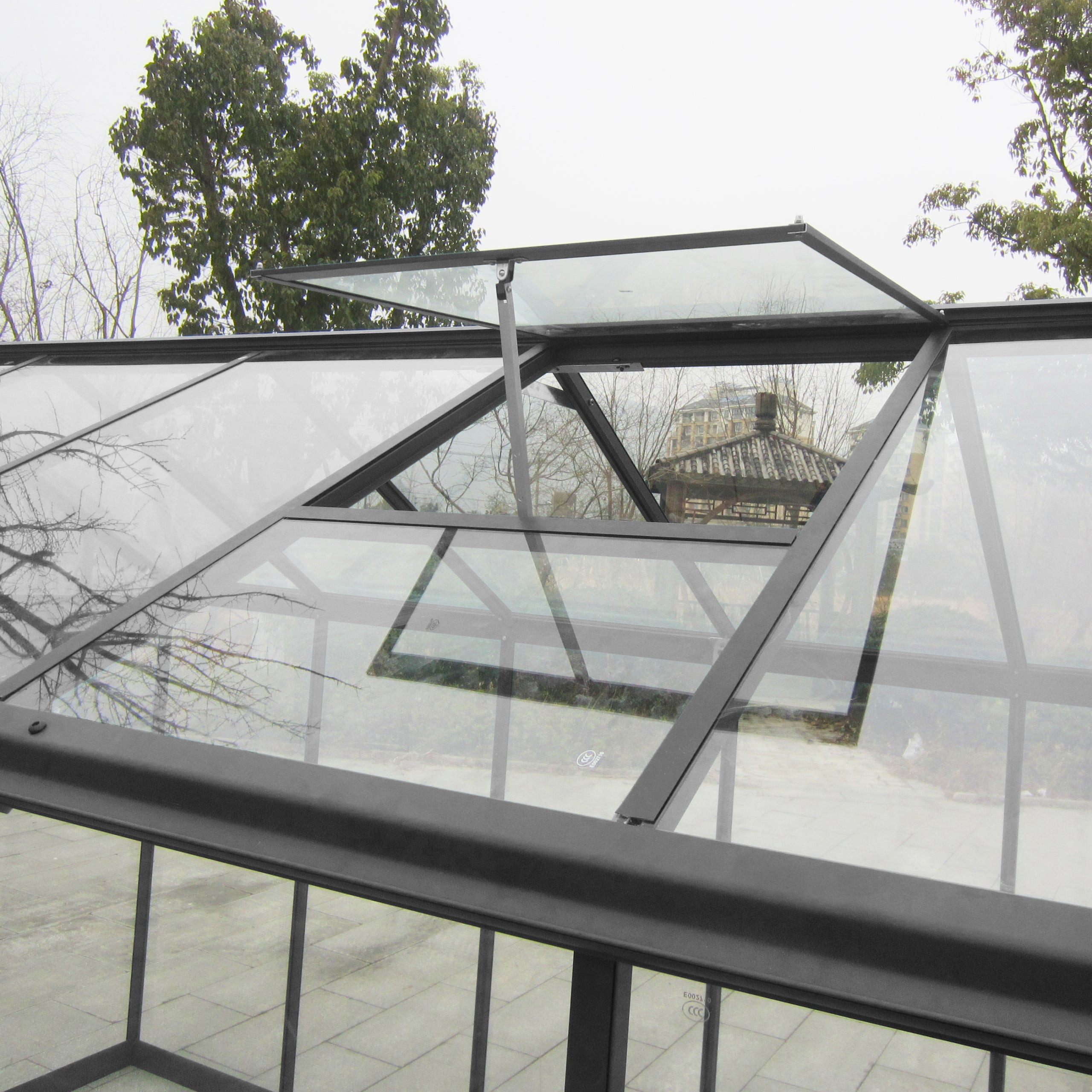 Klaaskasvuhoone 5,7m² Hall