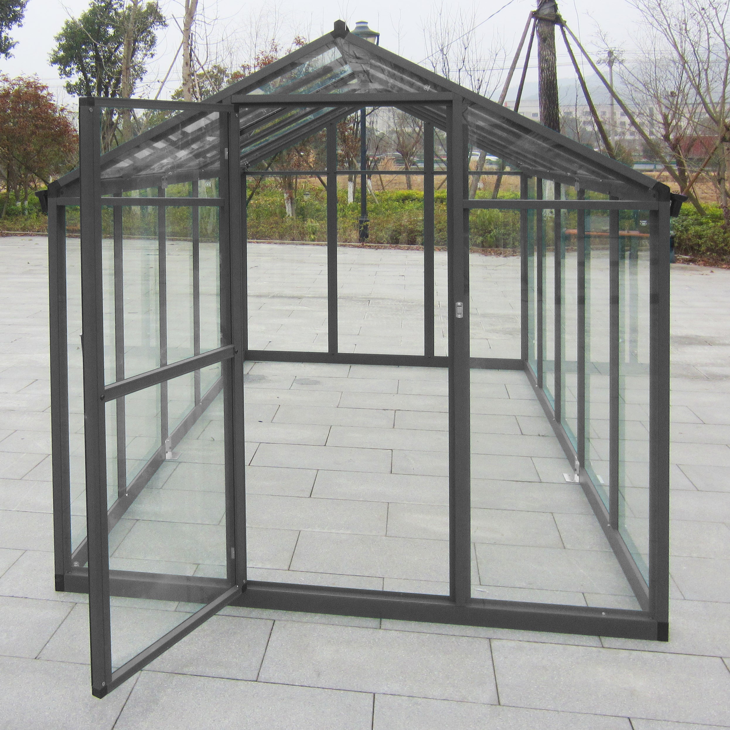 Klaaskasvuhoone 5,7m² Hall